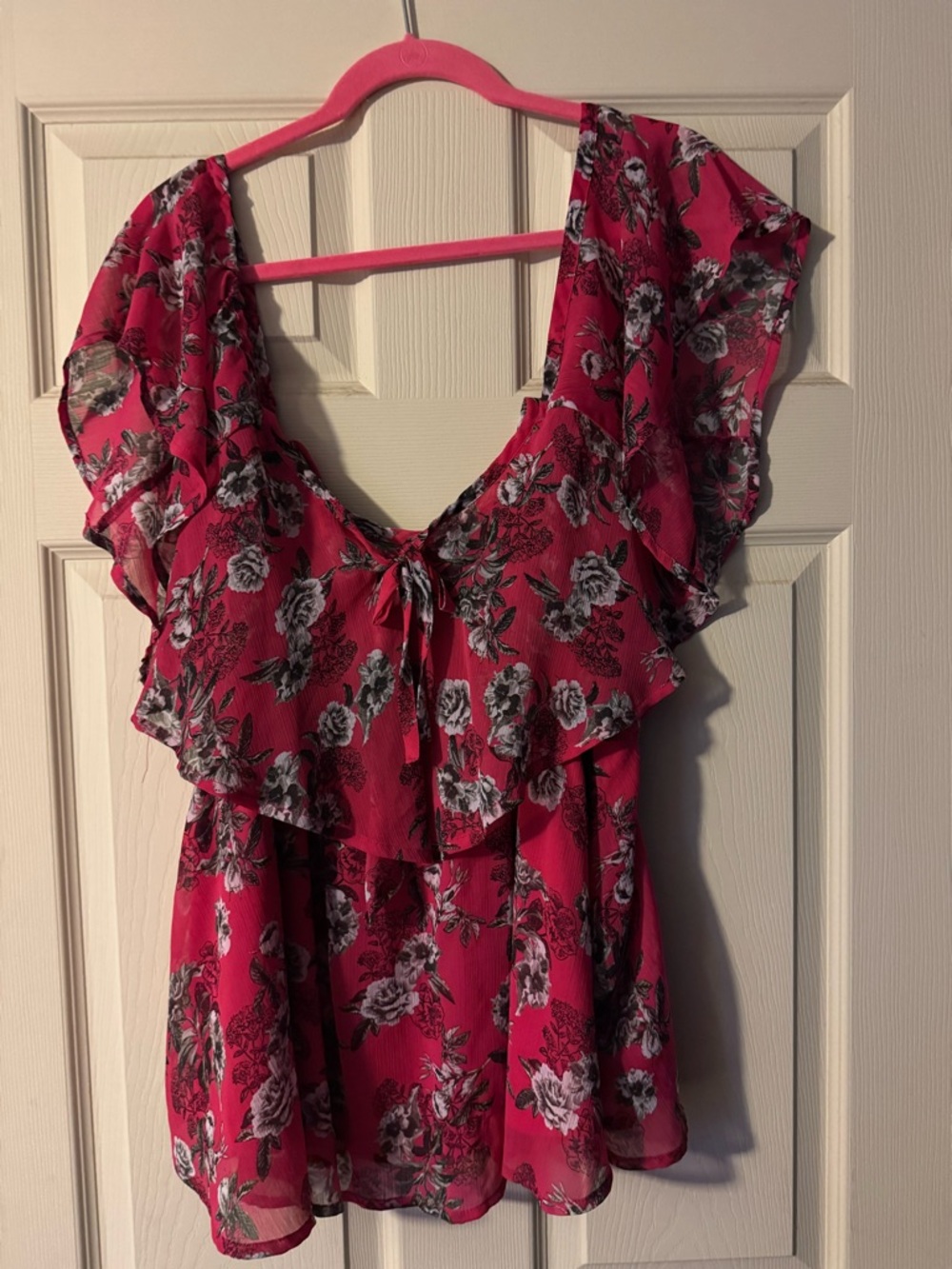 torrid hot Pink Floral Off-Shoulder Ruffle Blouse - Picture 4 of 5